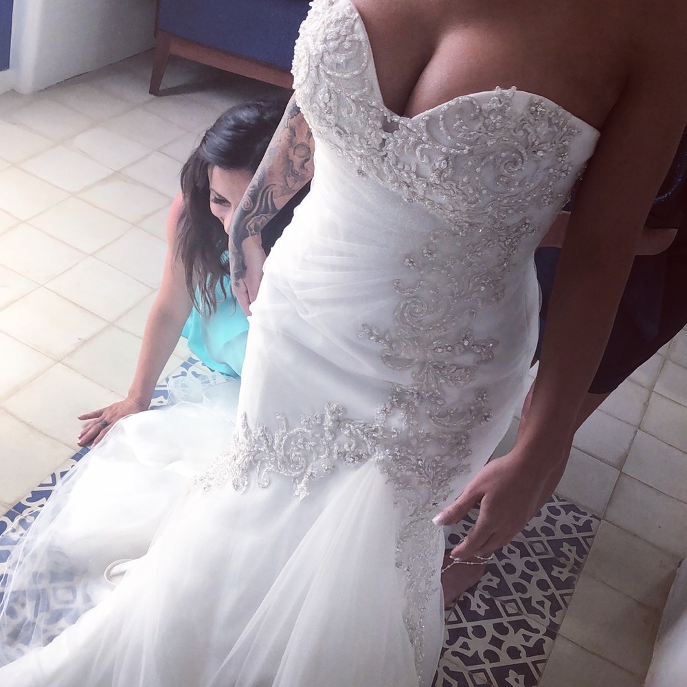 Wedding dress